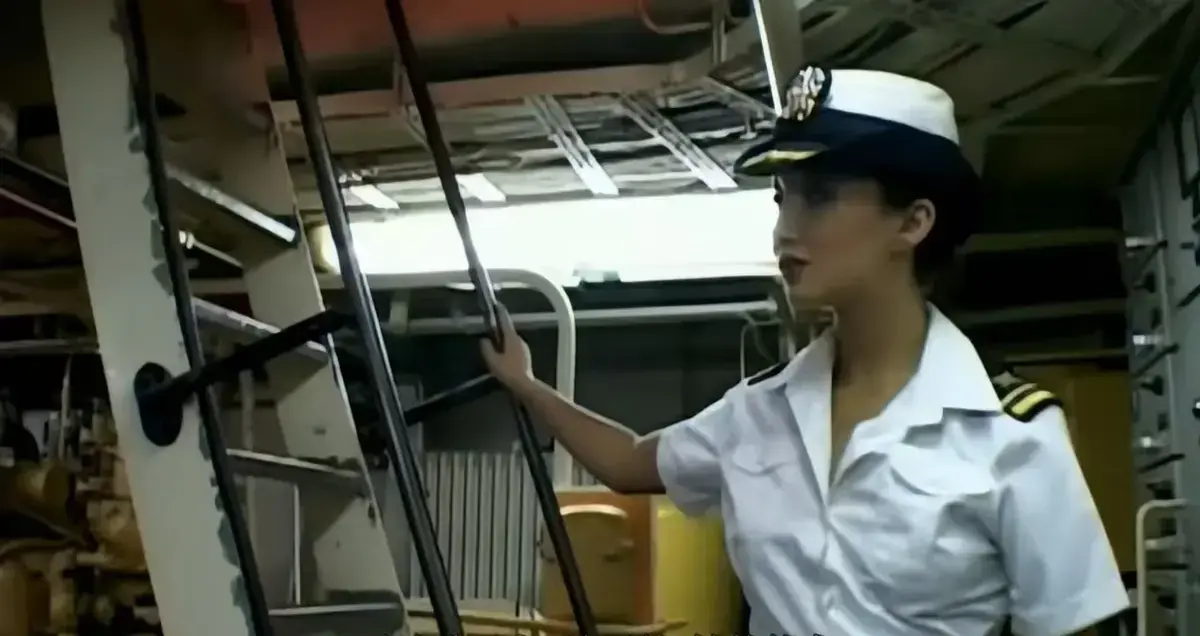 《军舰上的女兵》未删减版高清在线观看-《军舰上的女兵》1080P国语中字全集免费看-网盘资源无广告畅享